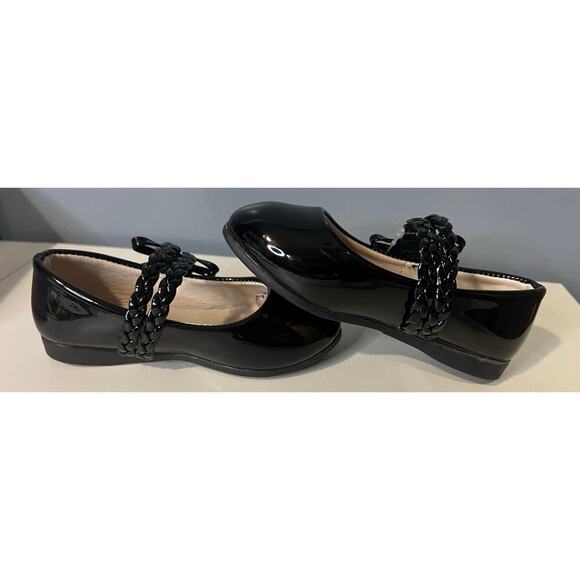 NIB Laura Ashley Toddler Girls' Black Dress Shoes - Size 6 - Picture 4 of 6